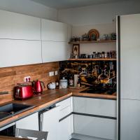#Küche#Hochglanz#Eiche#Massivholz#geölt#Glaswandplatte#Motivglas#Erfurt#Miele#Neff