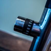 #Küche#MoonlightGrey#Salbei#Grifflos#Miele#LED-Beleuchtung#Kräuterbank#BlancoTrinksystem